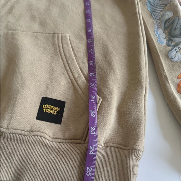 Warner Bros. Tan Looney Tunes Hoodie - Picture 5 of 9
